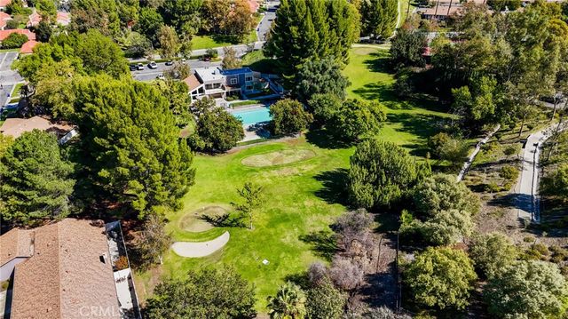 20002 Avenue Of The Oaks, Newhall, CA 91321