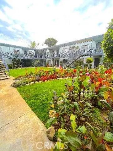 931 W 19th Street 35, Costa Mesa, CA 92627