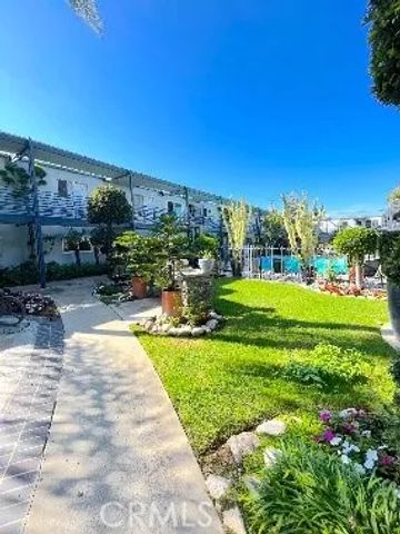 931 W 19th Street 35, Costa Mesa, CA 92627