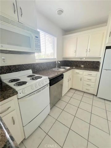 931 W 19th Street 35, Costa Mesa, CA 92627