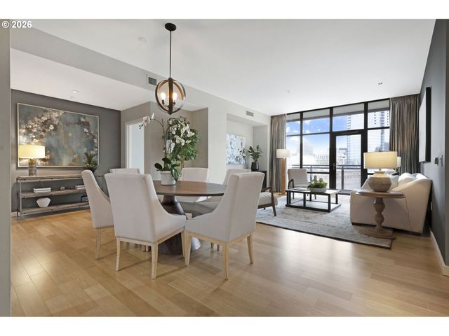 1025 Nw COUCH St 1212, Portland, OR 97209