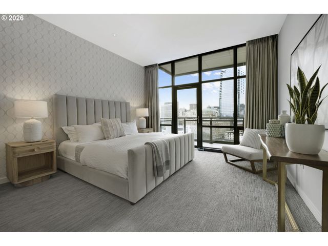 1025 Nw COUCH St 1212, Portland, OR 97209