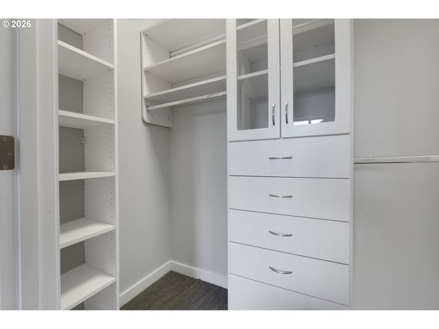 1025 Nw COUCH St 1212, Portland, OR 97209