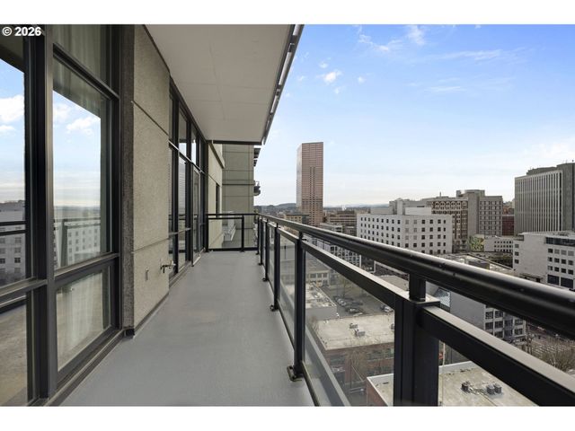 1025 Nw COUCH St 1212, Portland, OR 97209