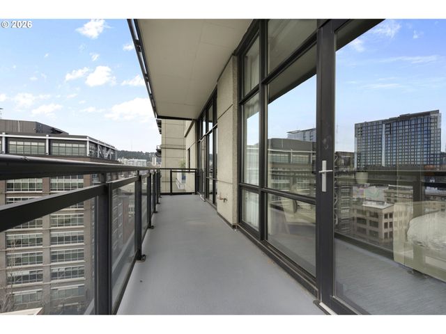 1025 Nw COUCH St 1212, Portland, OR 97209