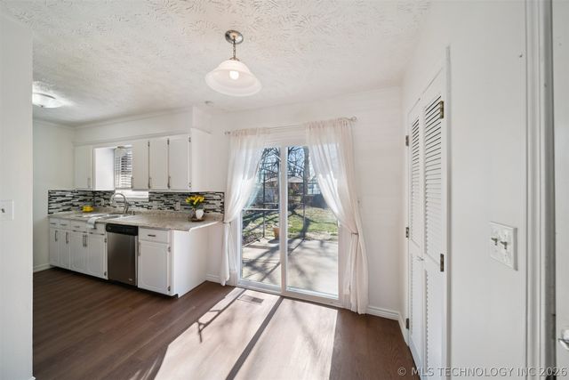 1117 W 16th Street, Claremore, OK 74017