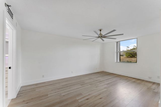 5260 NW 2nd Avenue 105, Boca Raton, FL 33487