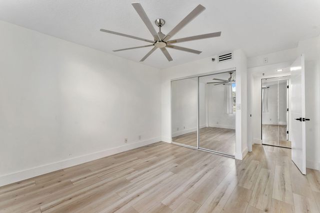 5260 NW 2nd Avenue 105, Boca Raton, FL 33487