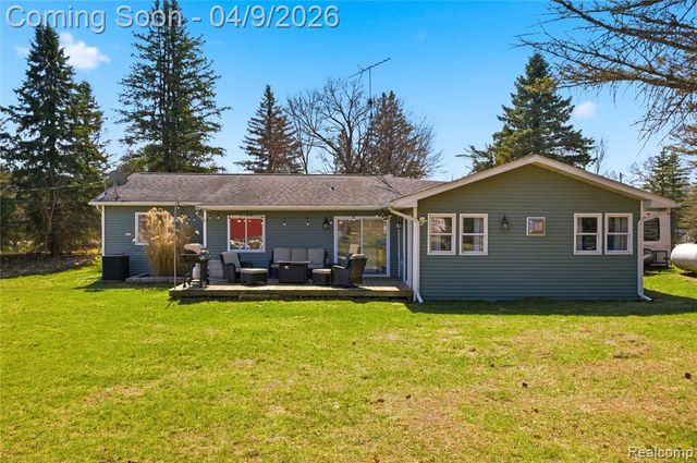 5176 Pratt Road, Metamora, MI 48455