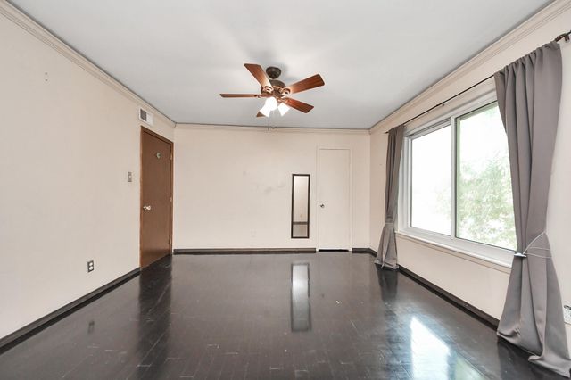 7655 Bellerive Drive 3, Houston, TX 77036