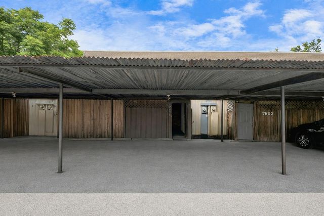 7655 Bellerive Drive 3, Houston, TX 77036