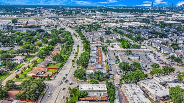 7655 Bellerive Drive 3, Houston, TX 77036