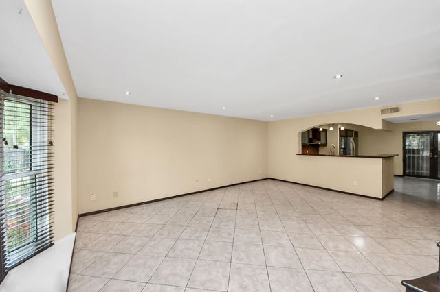 7655 Bellerive Drive 3, Houston, TX 77036