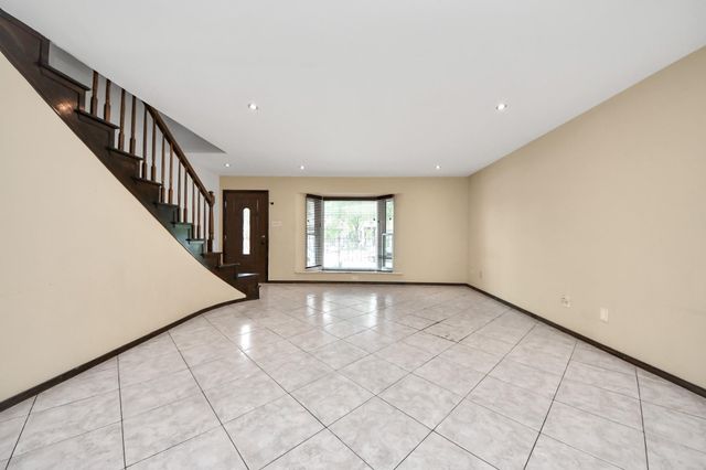 7655 Bellerive Drive 3, Houston, TX 77036