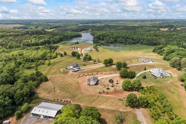 810 North Hampton, Monroe, GA 30656