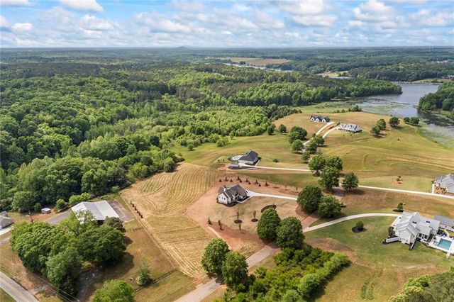 810 North Hampton, Monroe, GA 30656