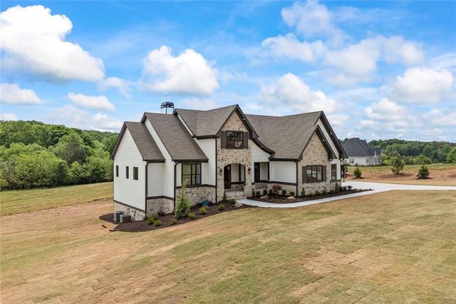 810 North Hampton, Monroe, GA 30656