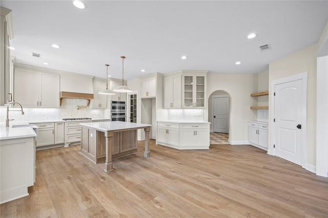 810 North Hampton, Monroe, GA 30656