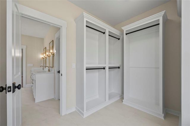 810 North Hampton, Monroe, GA 30656