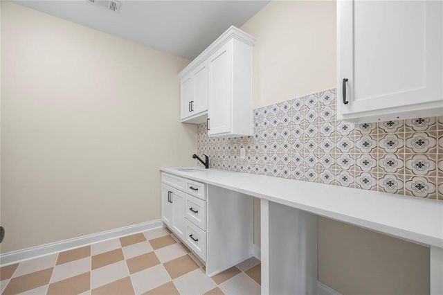 810 North Hampton, Monroe, GA 30656