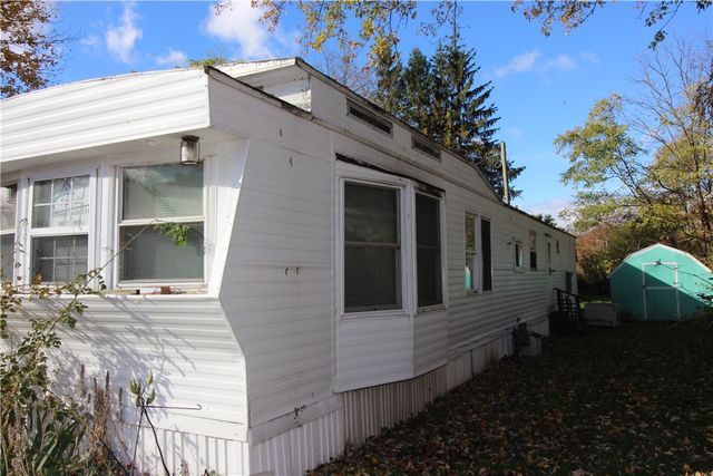 2880 Macedon Center Rd Road, Palmyra, NY 14522