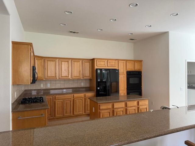 78631 Yellen Drive, Palm Desert, CA 92211