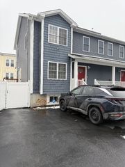 13 Marion St 11, Haverhill, MA 01832