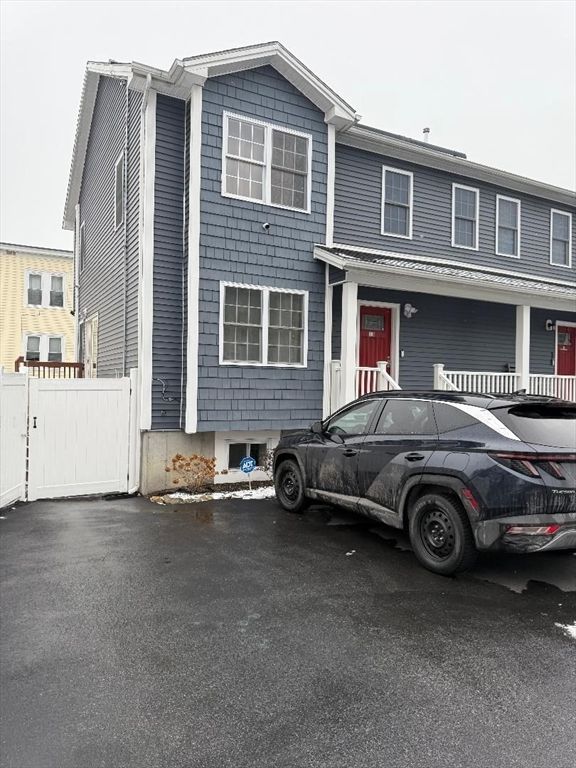 13 Marion St 11, Haverhill, MA 01832