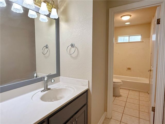 7810 Damsel St, Corpus Christi, TX 78413