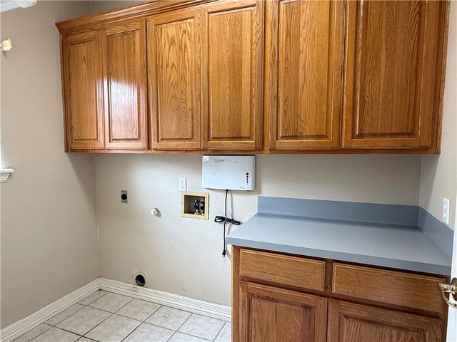 7810 Damsel St, Corpus Christi, TX 78413