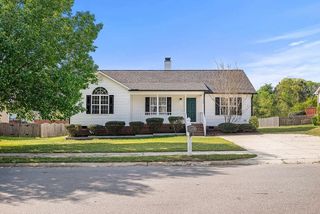 928 S Willhaven Drive, Fuquay Varina, NC 27526