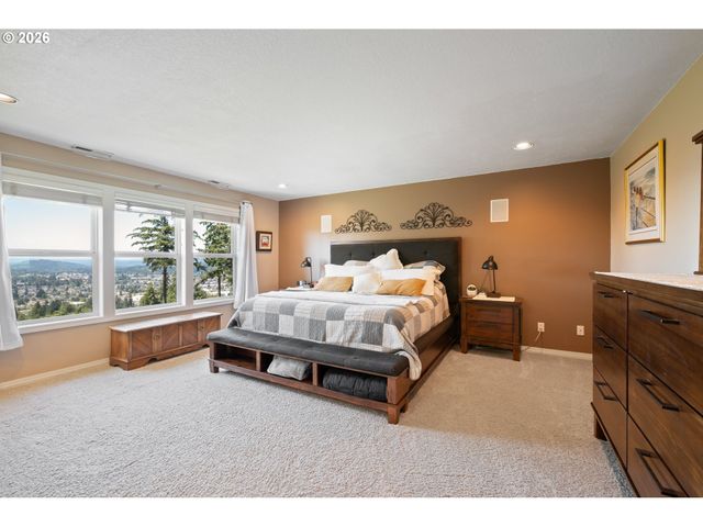 95 BANYON Dr, Kelso, WA 98626