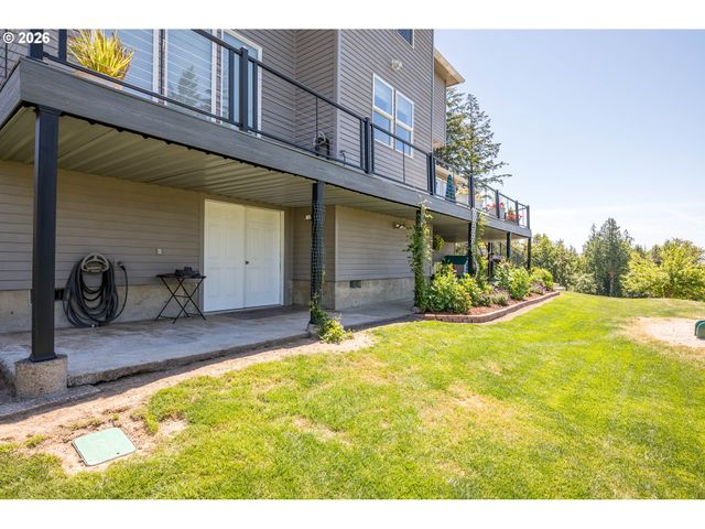 95 BANYON Dr, Kelso, WA 98626