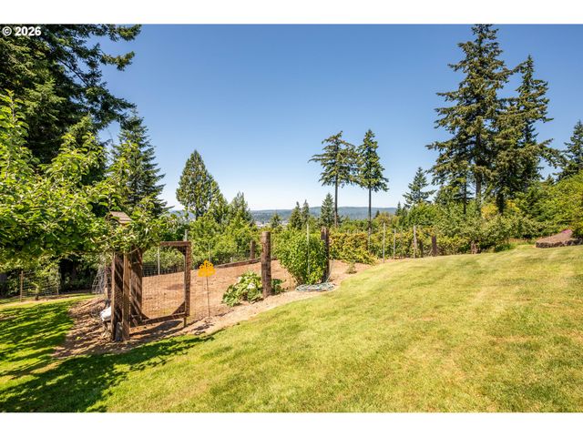 95 BANYON Dr, Kelso, WA 98626