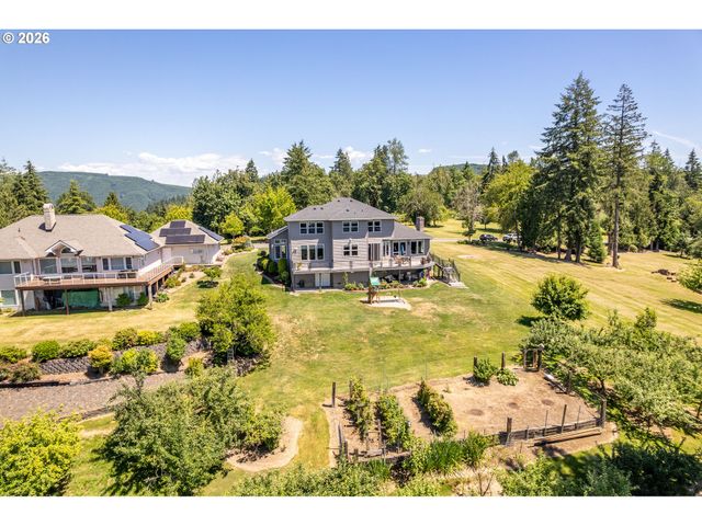 95 BANYON Dr, Kelso, WA 98626