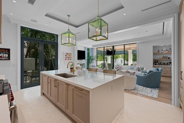 218 Brazilian Avenue, Palm Beach, FL 33480