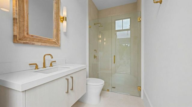 218 Brazilian Avenue, Palm Beach, FL 33480