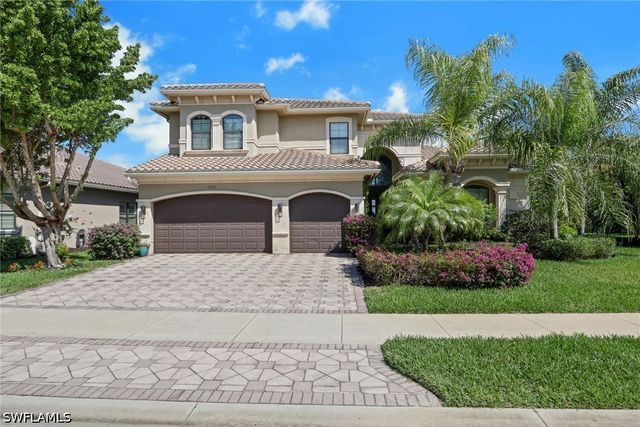 3323 Atlantic CIR, Naples, FL 34119