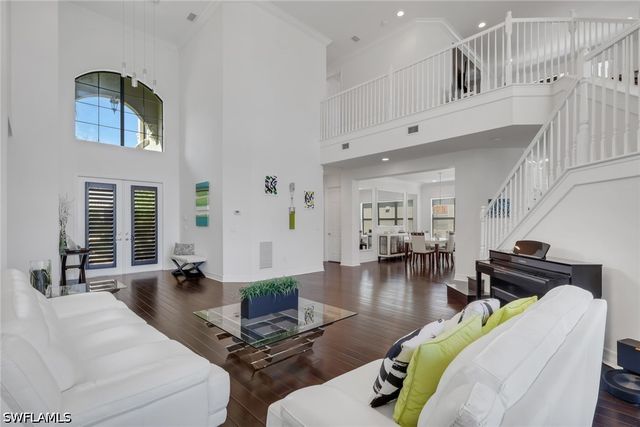 3323 Atlantic CIR, Naples, FL 34119