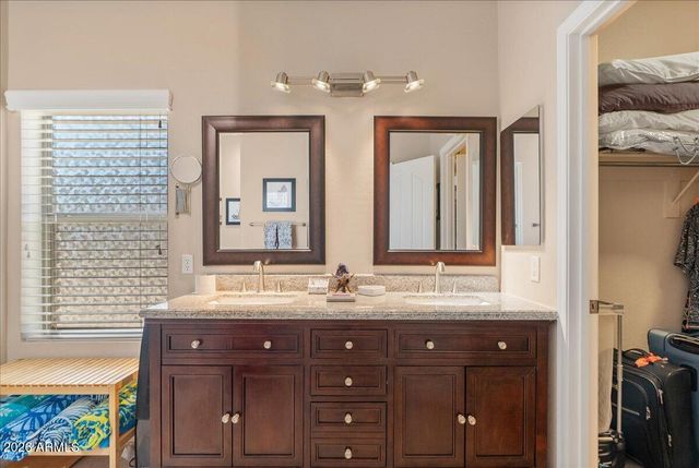 658 W SILVER REEF Court, Casa Grande, AZ 85122