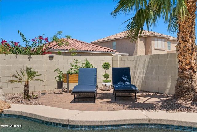 658 W SILVER REEF Court, Casa Grande, AZ 85122