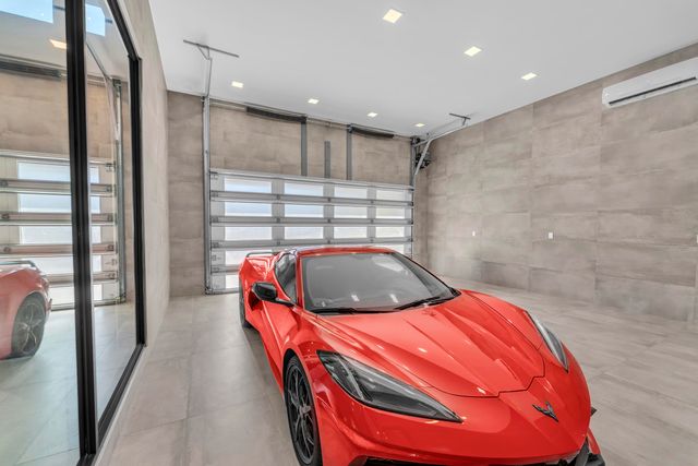 2401 NE 13th Street, Fort Lauderdale, FL 33304