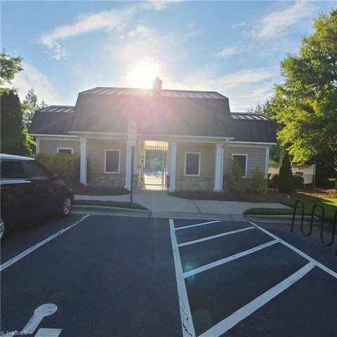895 Jennifer Lane, High Point, NC 27265