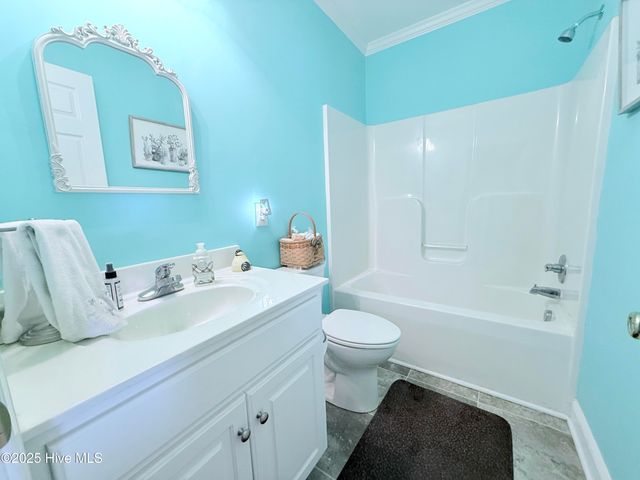 2050 Briarwood Drive, Kinston, NC 28501