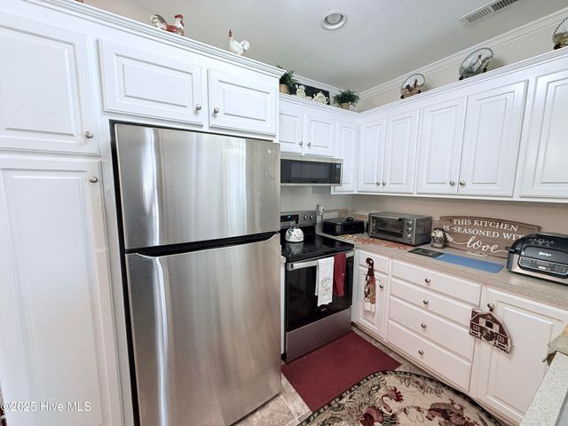 2050 Briarwood Drive, Kinston, NC 28501