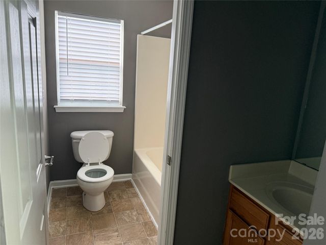 2849 Summergrove Court 208, Matthews, NC 28105