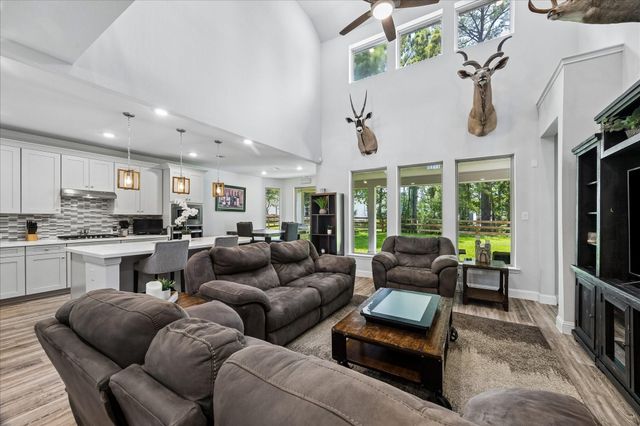 615 Running Iron Lane, Magnolia, TX 77354