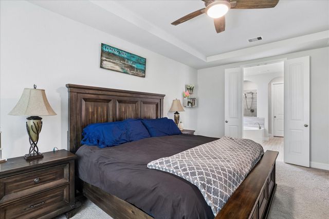 615 Running Iron Lane, Magnolia, TX 77354