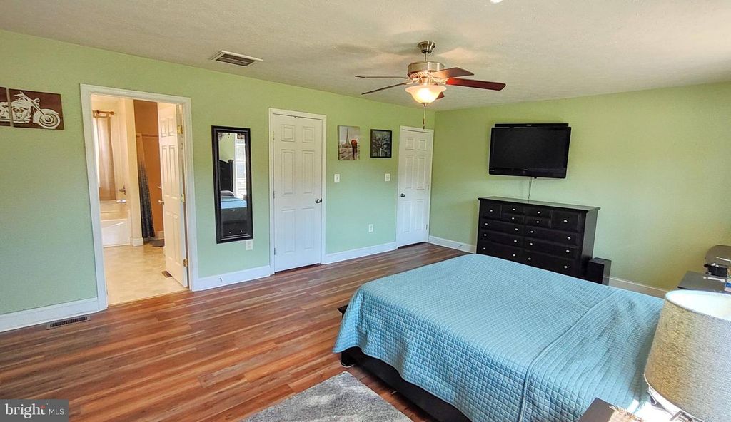 Image 20 of property listing at 43430 BROWNS LN, Leonardtown, MD 20650