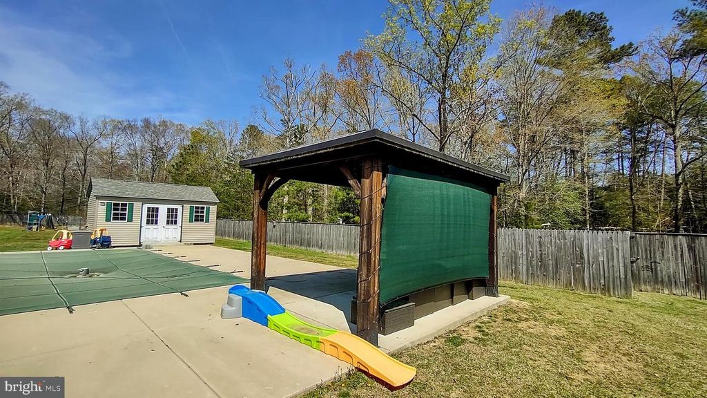 Image 30 of property listing at 43430 BROWNS LN, Leonardtown, MD 20650